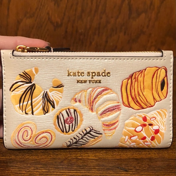 Folding Wallet Saint Laurent Pineapple Wallet NWT-Kate Spade